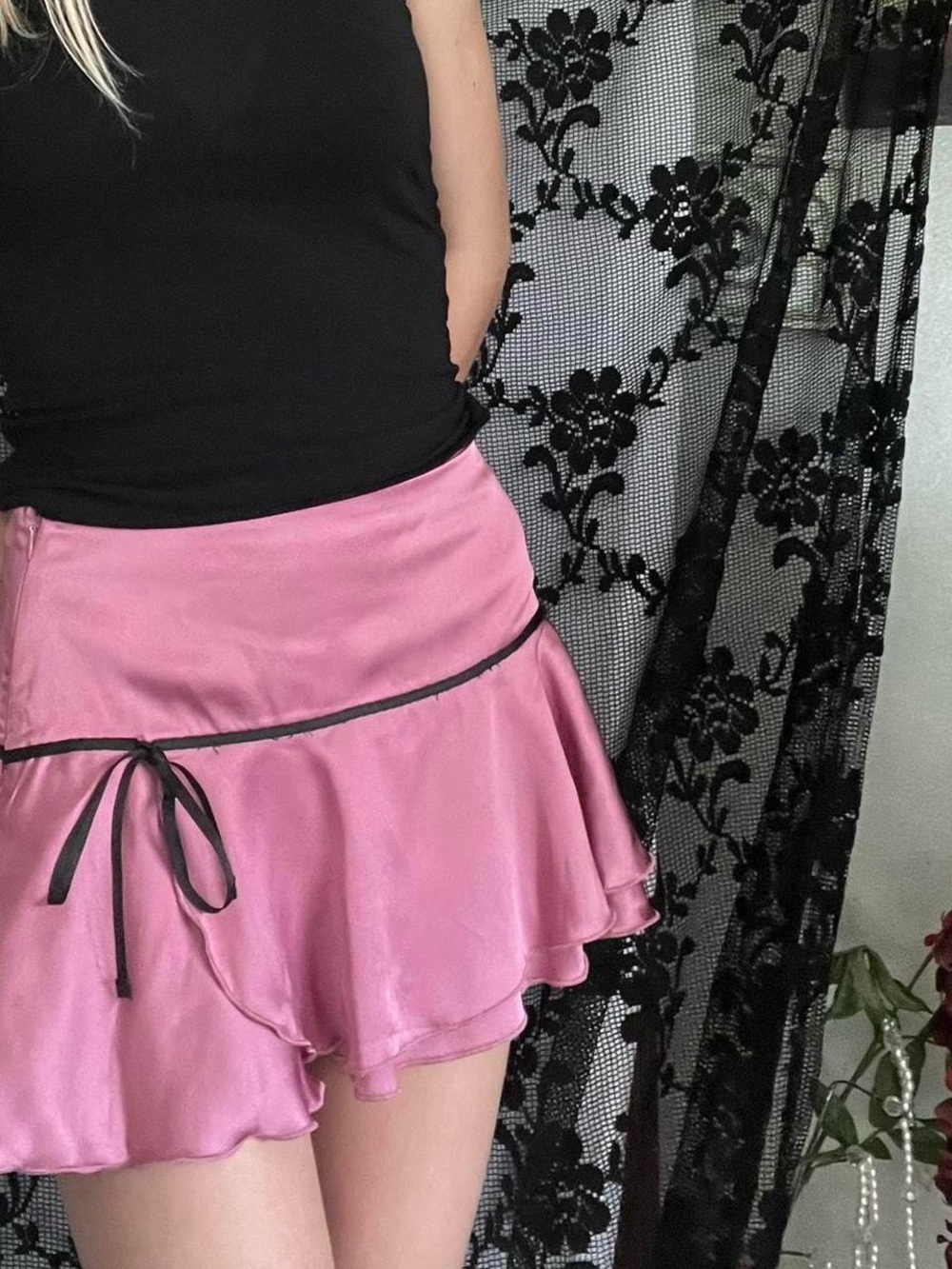 Kimchi Blue Pink Ruffle Mini Skirt with Black Trim🎀